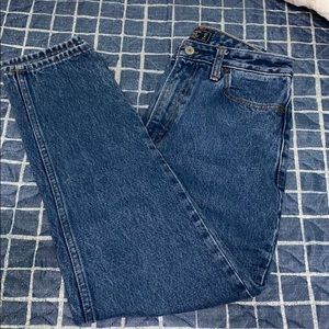 Abercrombie & Fitch Annie High Rise Girlfriend